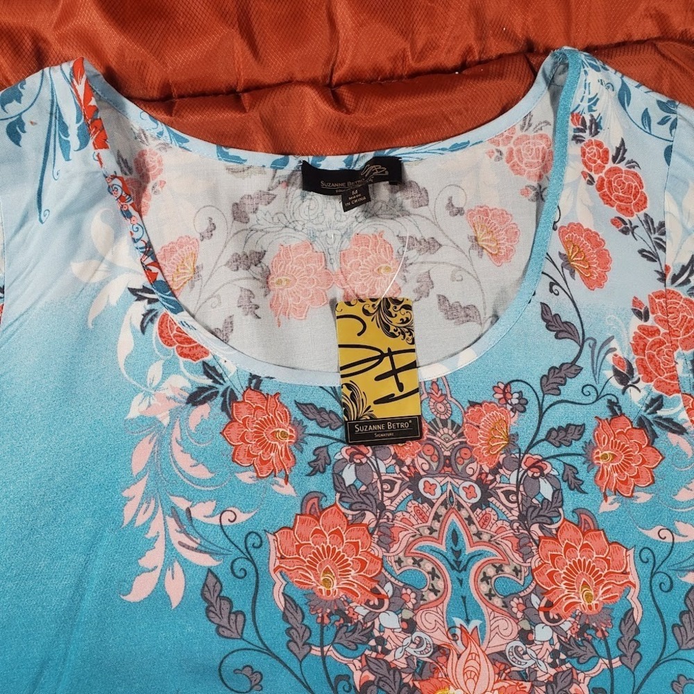 NWT Suzanne‎ Betro Signature Ruffle Hem Bell Sleeve Tunic Medium Floral $94 MSRP - Picture 6 of 13